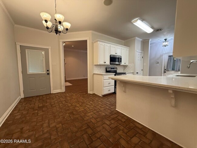 Photo - 133 Woodstock Dr