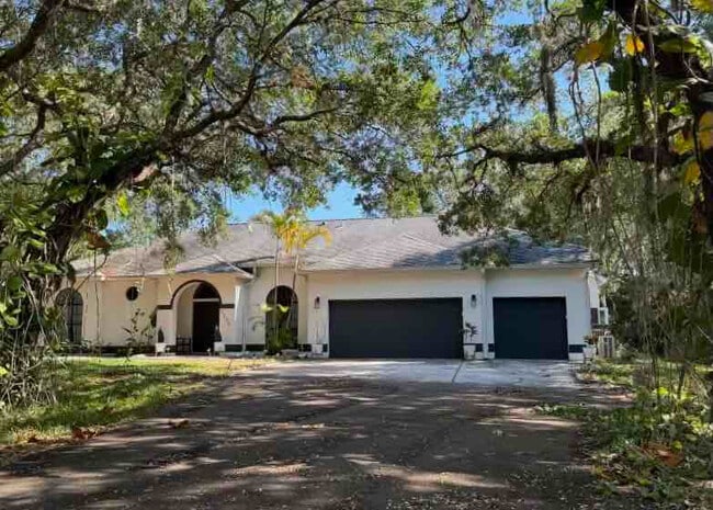 Photo - 7230 Oakridge Ave