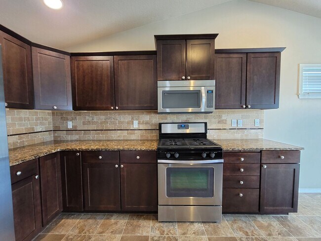 Photo - Great South Richland Location with in Walk...