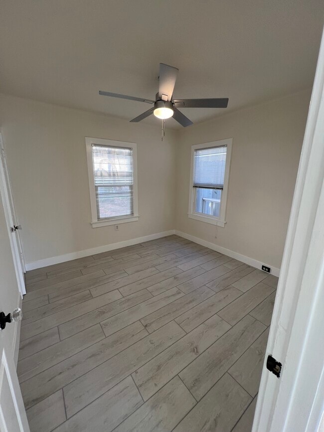 3004 Highland Ave