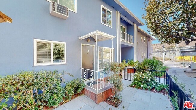 Photo - 11284 Montana Ave Unidad 12