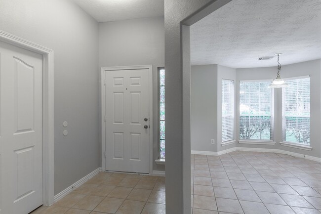 Photo - 4931 Tealgate Dr