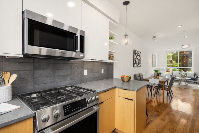 Photo - 7439 Latona Ave NE