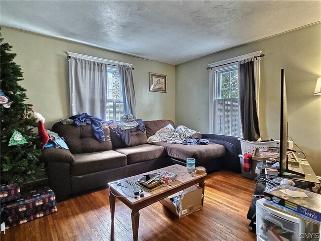 Photo - 213 Foster Ave