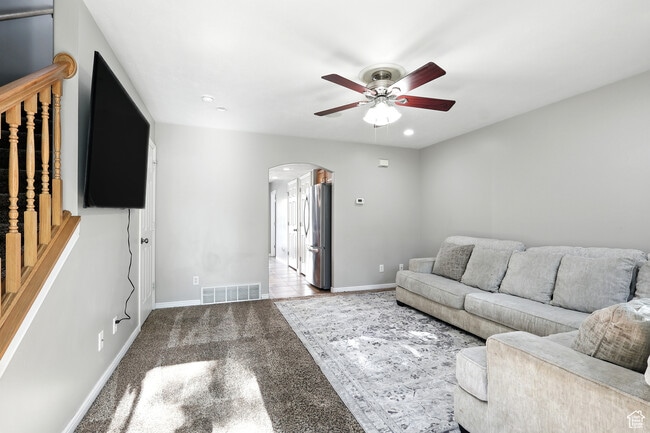 Photo - 123 Penhurst Pl