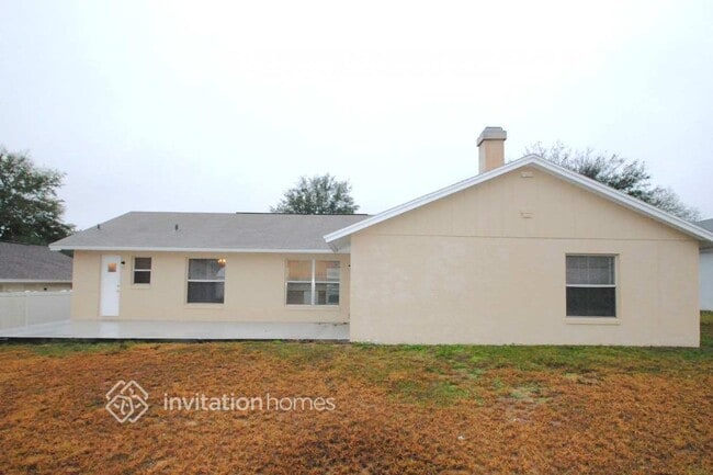 15643 Charter Oaks Trail