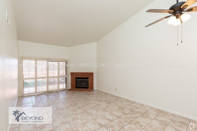 Building Photo - **CALAVERA HILLS IN CARLSBAD**3 BED/2 BATH... Rental