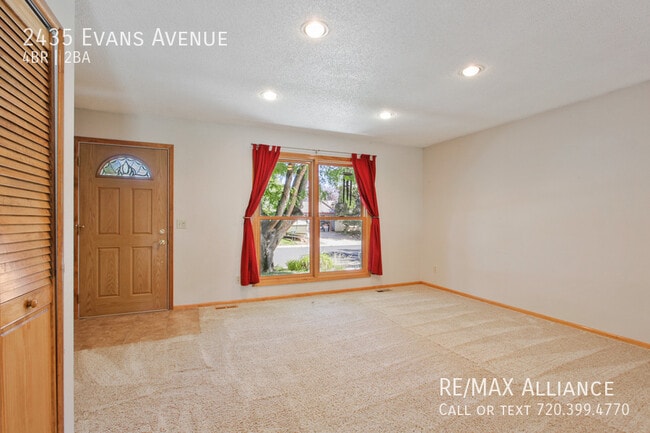 Photo - 2435 Evans Ave