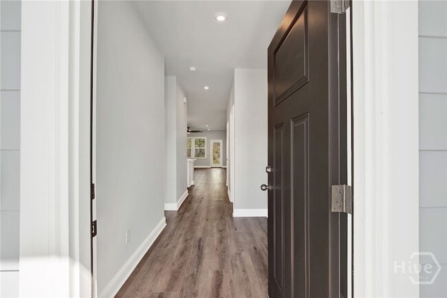 Photo - 420 Monterey Lp