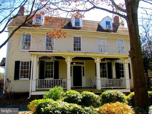 Building Photo - 8355 Broad Neck Rd