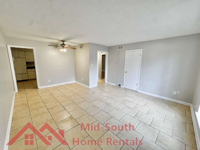 Photo - 129 Stonewall St Unit 9