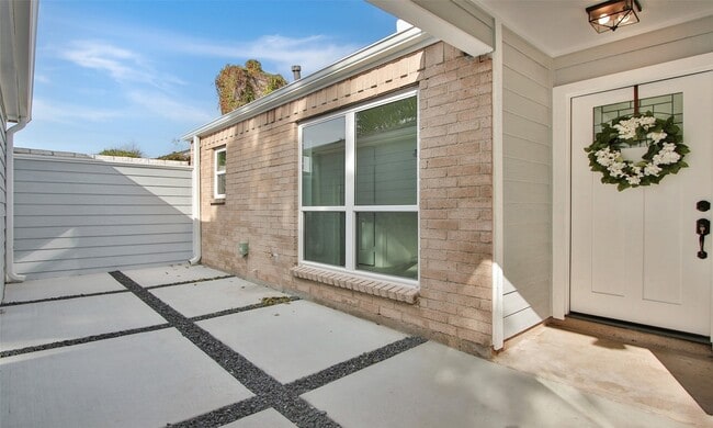 Photo - 8518 Furlong Ln