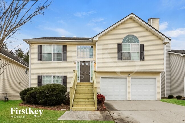 Building Photo - 2631 S Hills