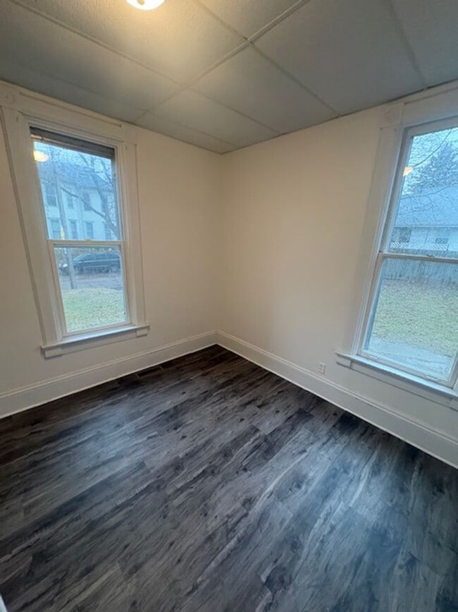 Photo - 723 W Armstrong Ave Unit A