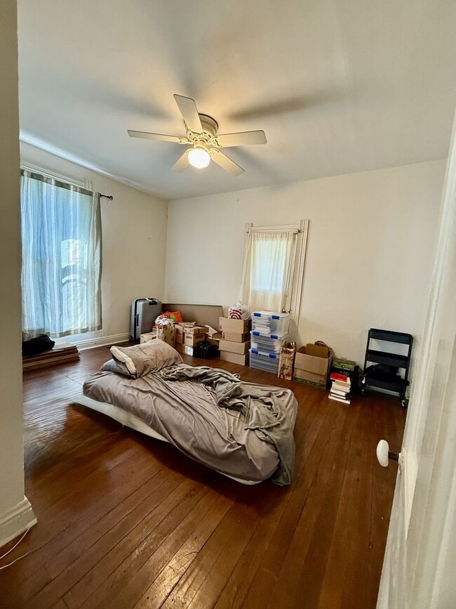 320 S Jackson St