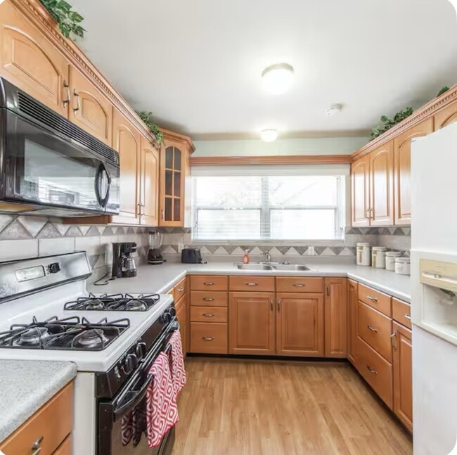 Photo - 5542 Turtle Creek Rd