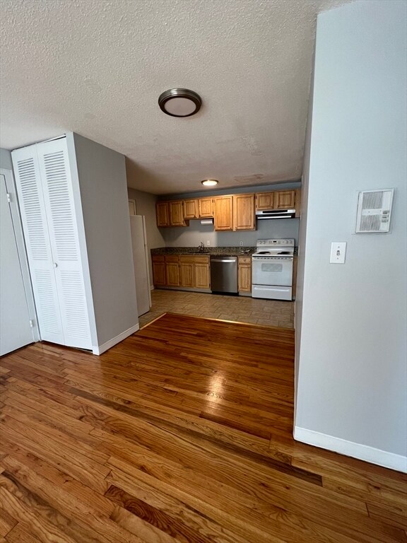 Photo - 290 Corey Rd Unit 32