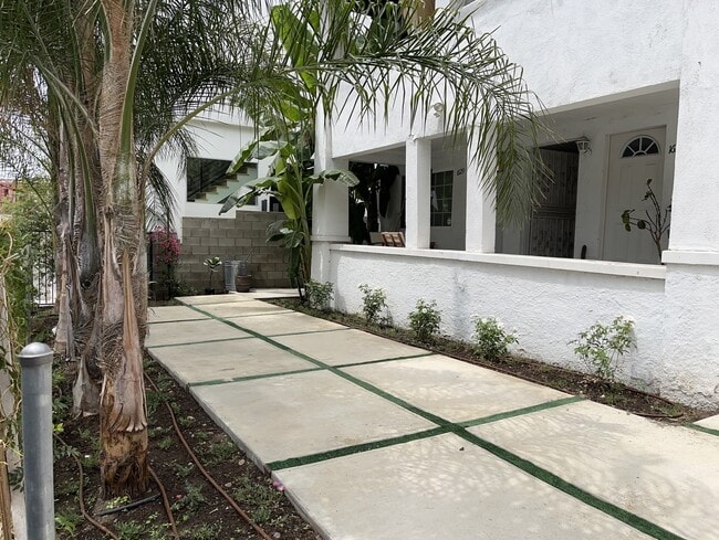 Fachada del edificio - 1631 Morton Ave Unidad 1629