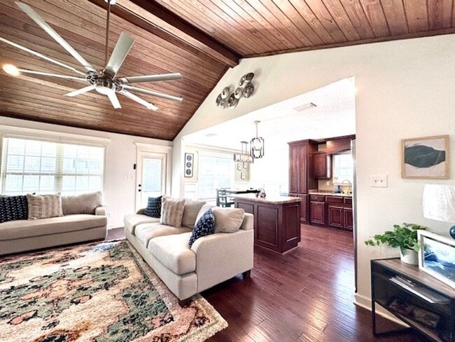 Photo - Charming 3BR/2BA Home with Vaulted Wood Ceiling, Island Kitchen & Privacy Fence – Nelson Hill Sub...
