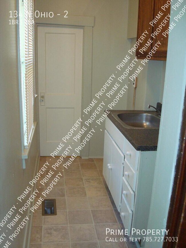 Photo - 134 N Ohio St Unit 2