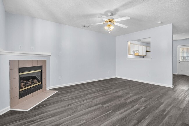 Photo - 2 Bed 2.5 Bath Townhome