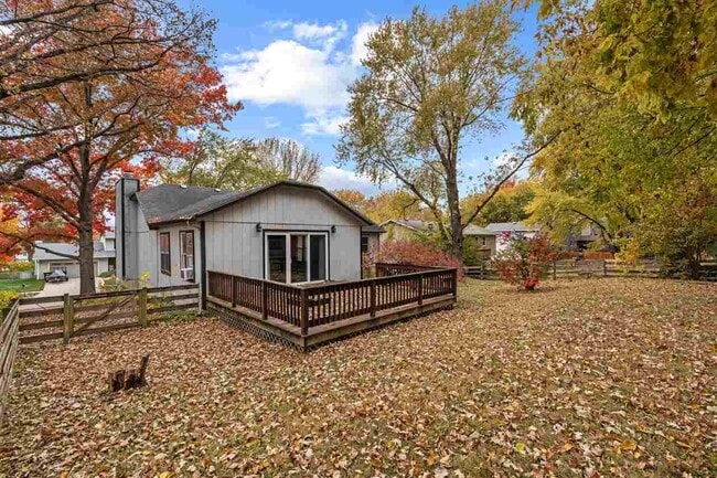 Photo - 16 Penfro Dr