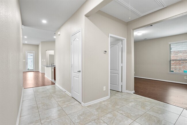 Photo - 6530 Bayliss Valley Ln