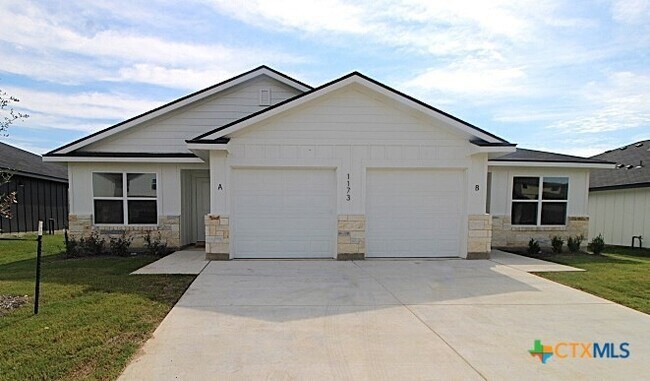Building Photo - 1173 Lindsey Dr Unit A Rental