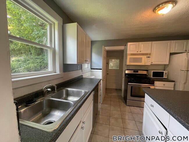 Photo - 86 Colborne Rd Unidad 1