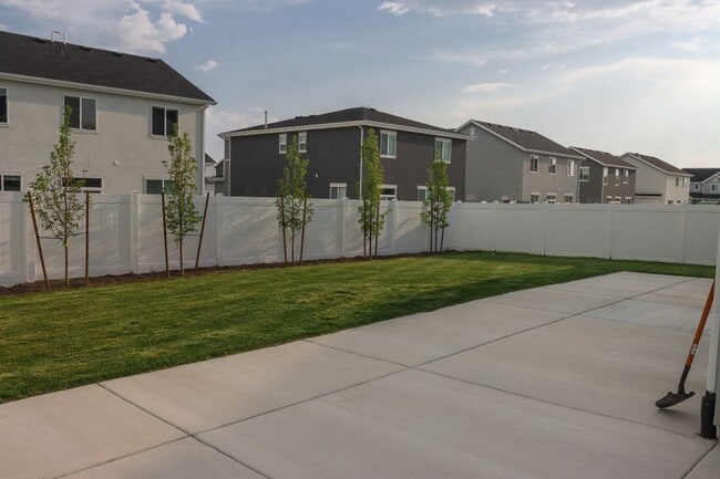 Photo - 419 W 720 S