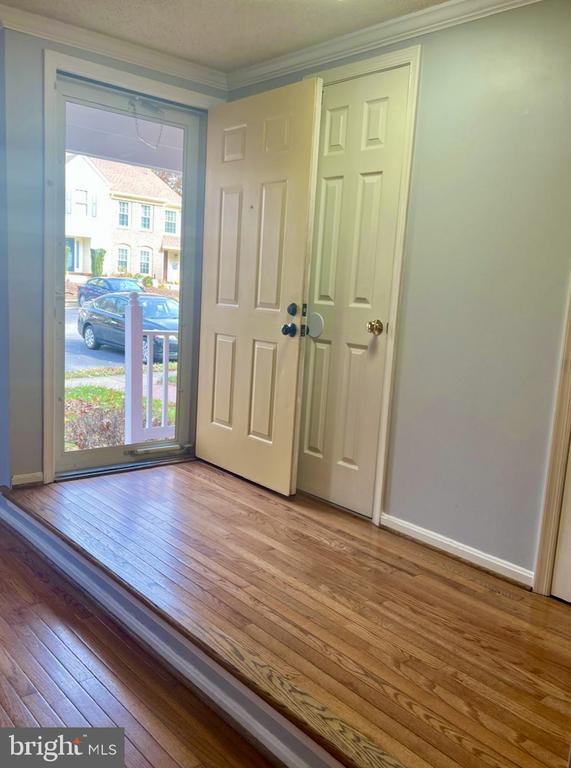 Photo - 11570 Hill Meade Ln