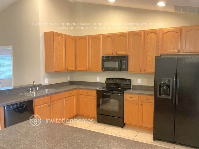 Photo - 1461 Maple Leaf Ln