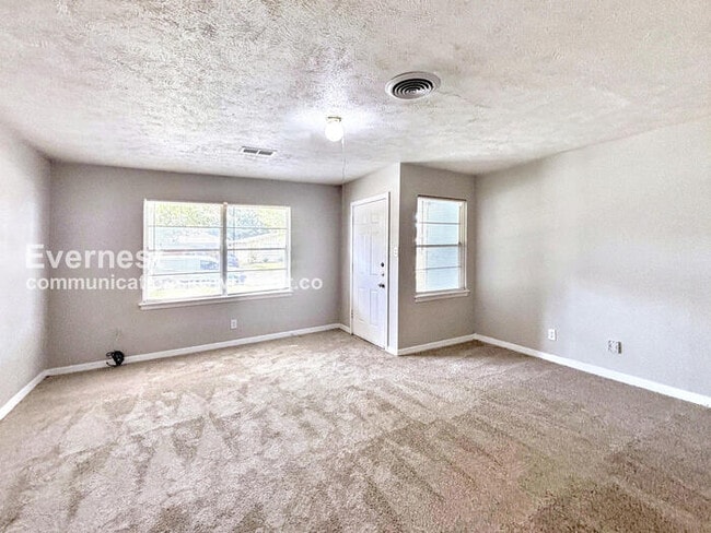 Photo - 3719 Dumbarton Rd