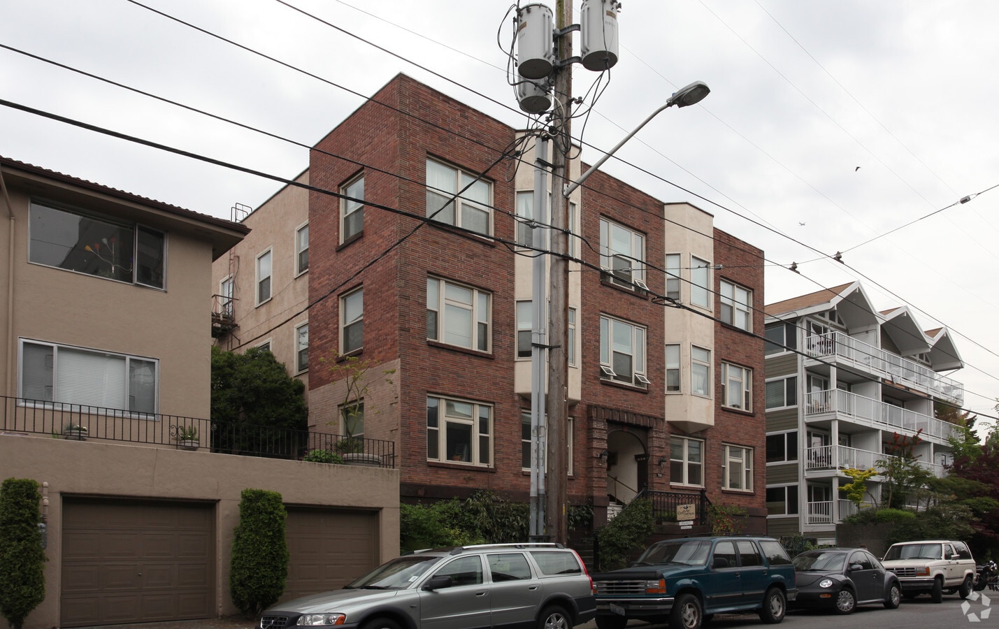 Photo - Carlyle Apartments