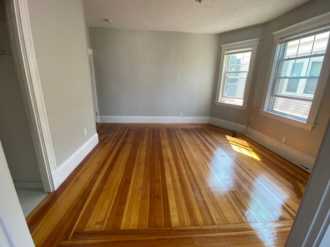 Photo - 45 Upham St Unit 3
