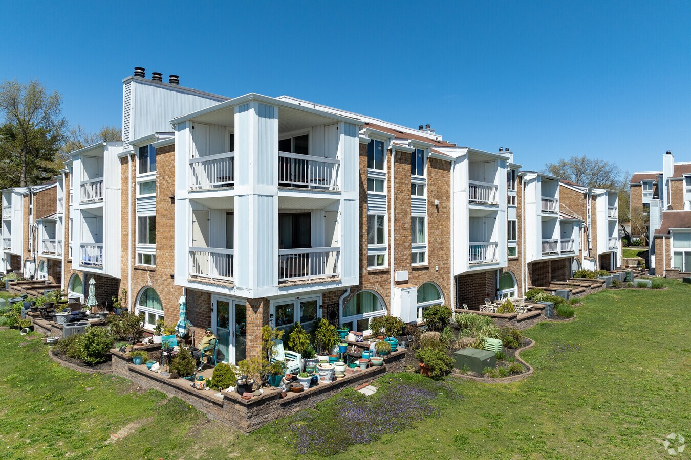 Photo - Bijou Villa Condos