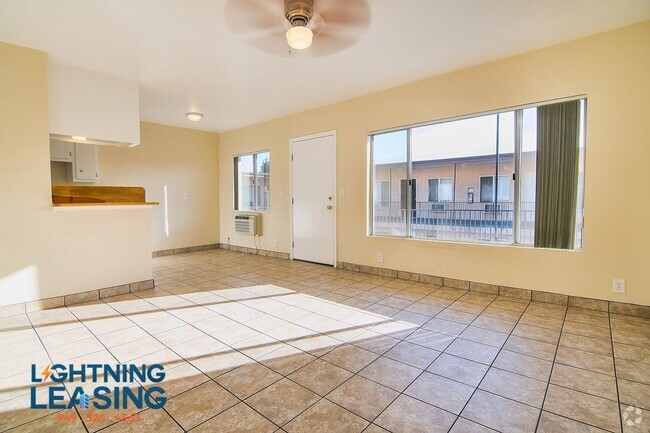 Building Photo - 20415 Cohasset St Unit 19D Rental