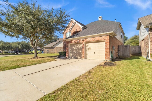 Photo - 2803 Lakecrest Way Dr