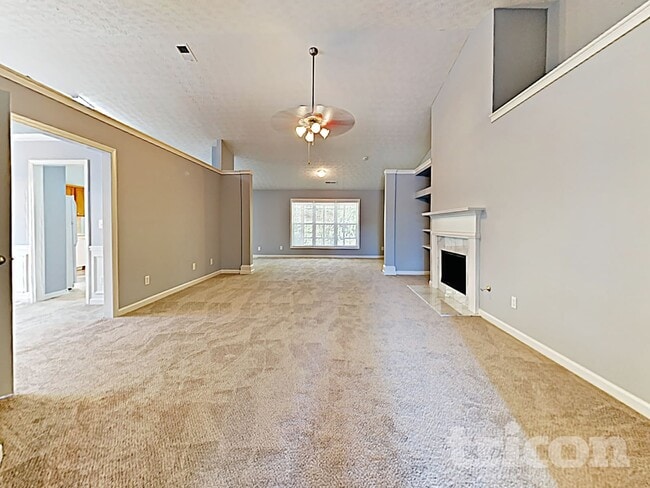 Photo - 3206 Millash Run NE