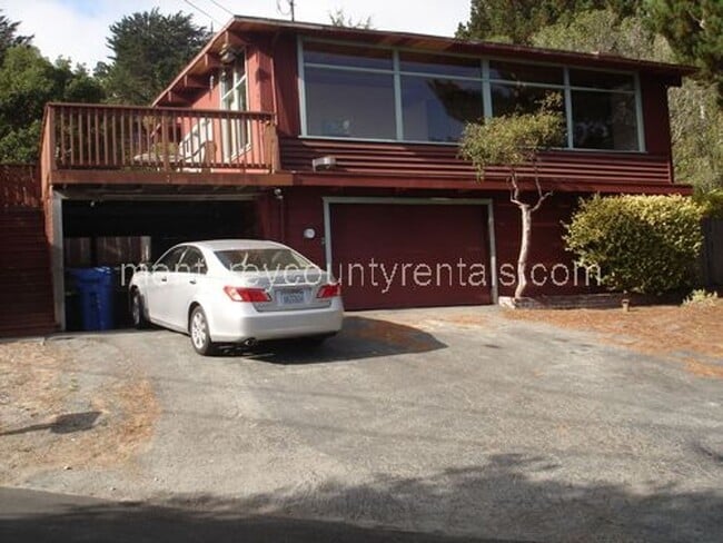 Enjoy this great home with dramatic bay views - Enjoy this great home with dramatic bay views