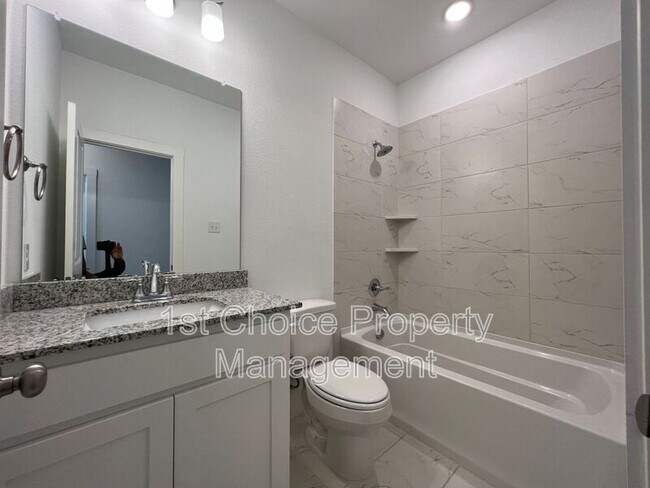 Photo - 6573 Iron Horse Blvd