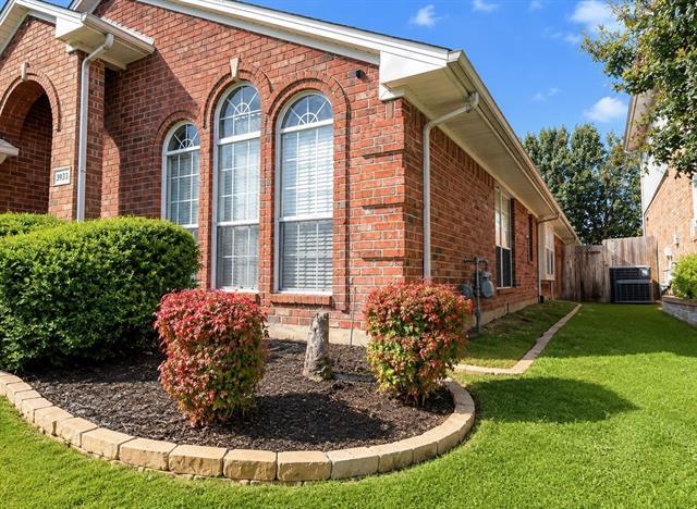 Photo - 8833 Sunset Trace Dr