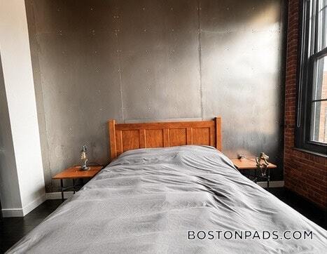 Photo - 319 A St Unidad 411