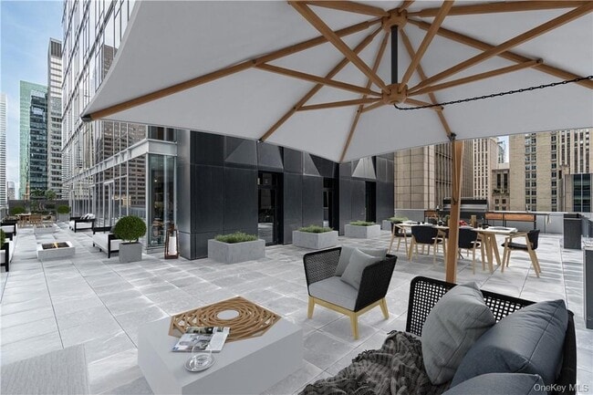 Photo - 20 W 53rd St