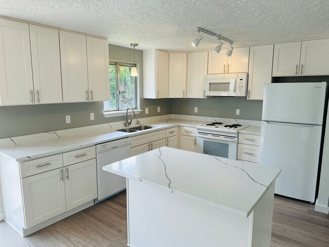 Photo - Charming Beautifully Updated Home w/ RV Pa...