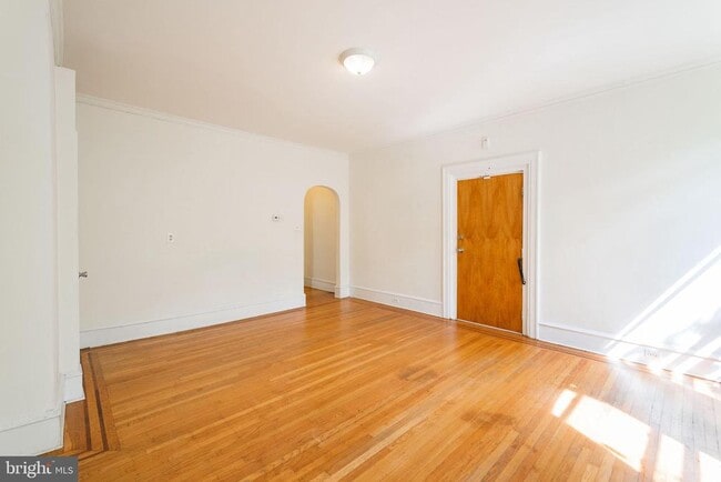 Building Photo - 4329 Osage Ave Unit 1W Rental