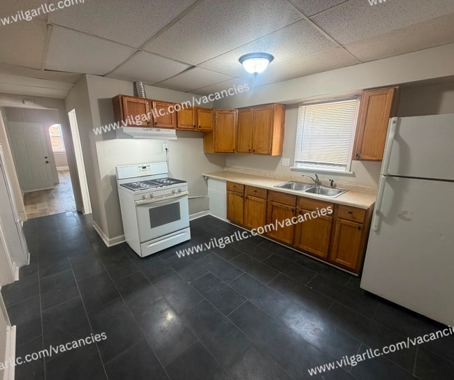 Photo - 4856 Magoun Ave Unit 2F