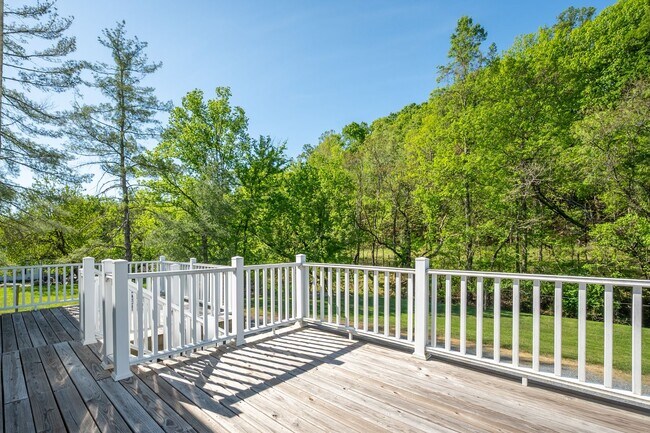 Photo - Rutrough Road Unidad 2