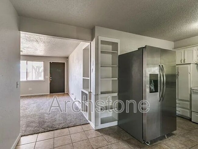 Photo - 3217 Overland Dr