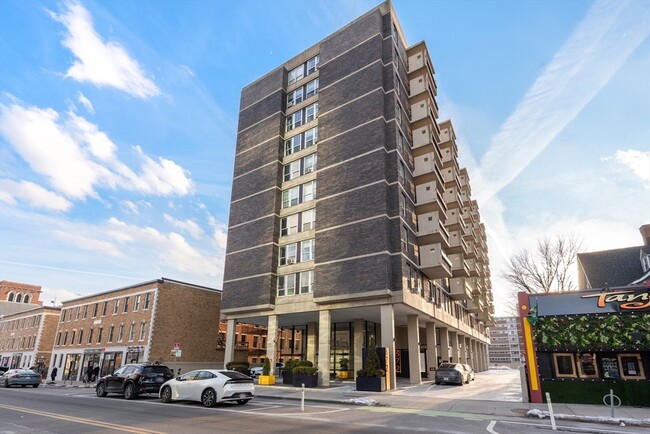 Building Photo - 872 Massachusetts Ave Unit 303